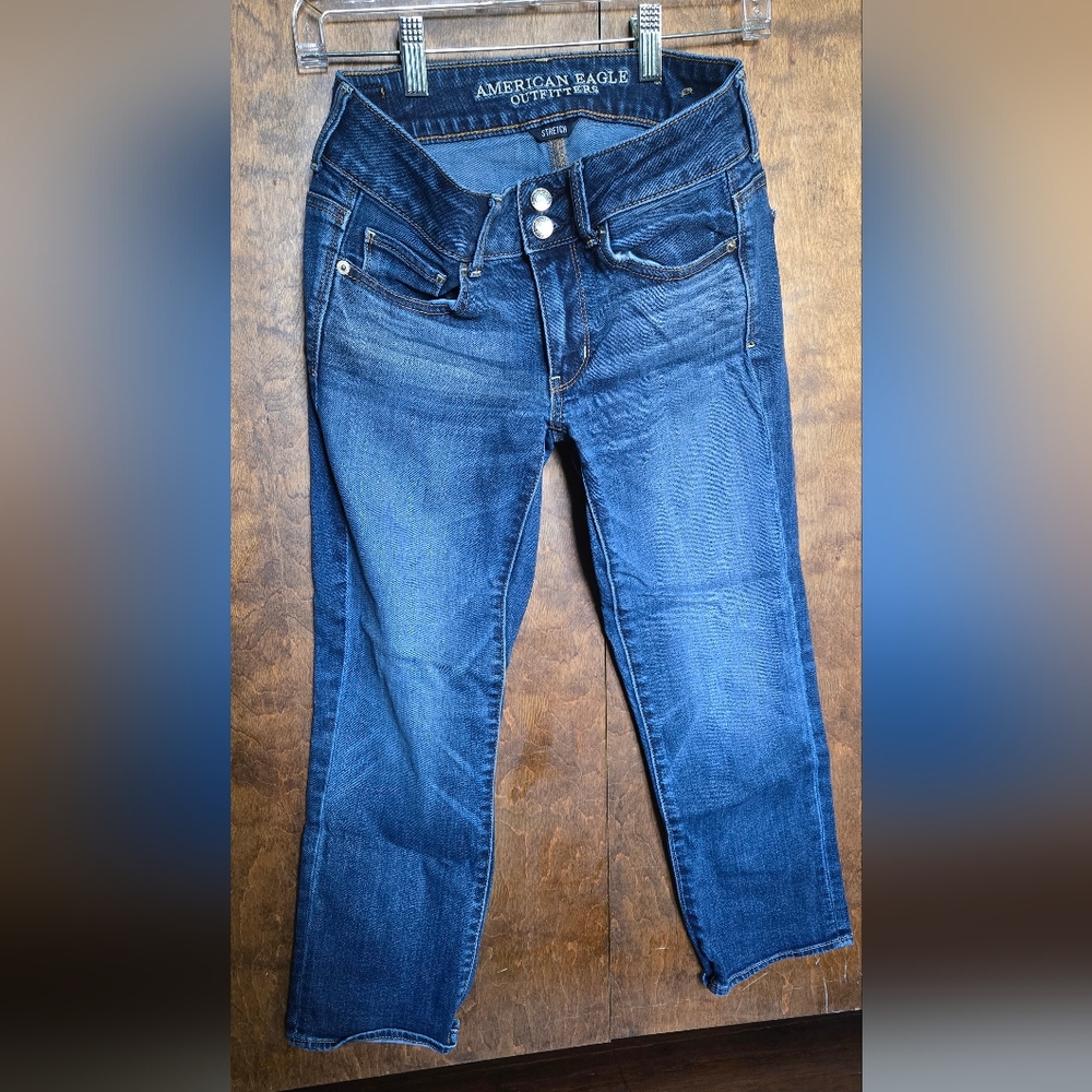 American Eagle Artist Crop Stretchy Blue Jean